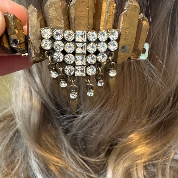 Handmade Crystal Hair Clip With Rhinestone Accents - Picture 5 of 6